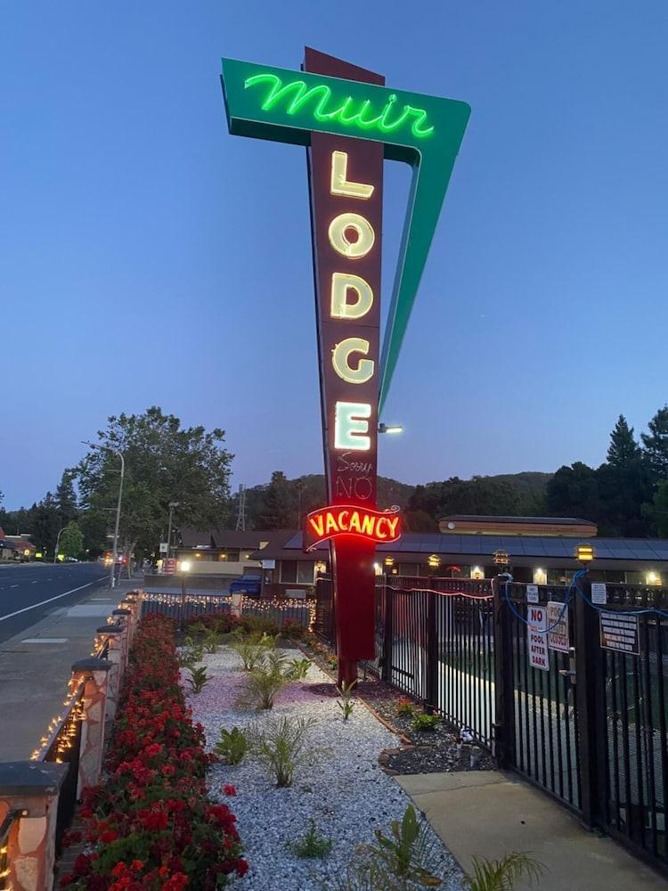 Muir Lodge Motel Martinez Eksteriør billede